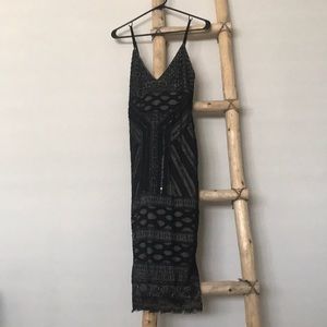 Alice + Olivia sequin embellished midi dress